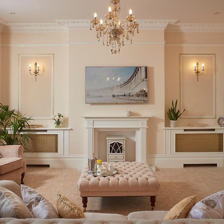 Bathen House Boutique Hotel Exterior foto The Drawing Room at The Old Vicarage